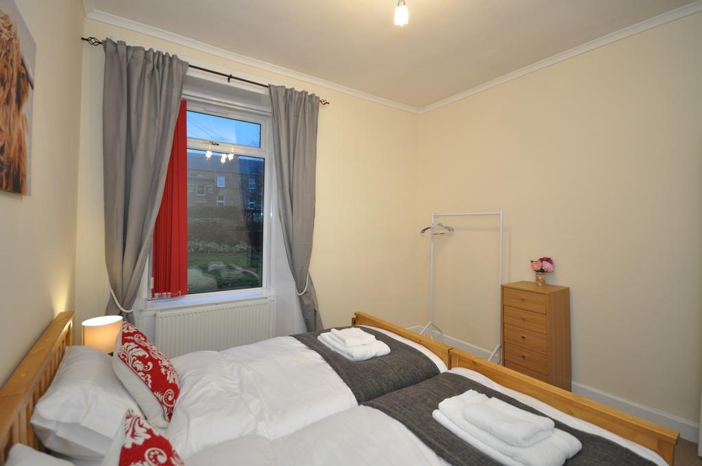 5 Wallace Street Apartment Dumbarton Exterior photo